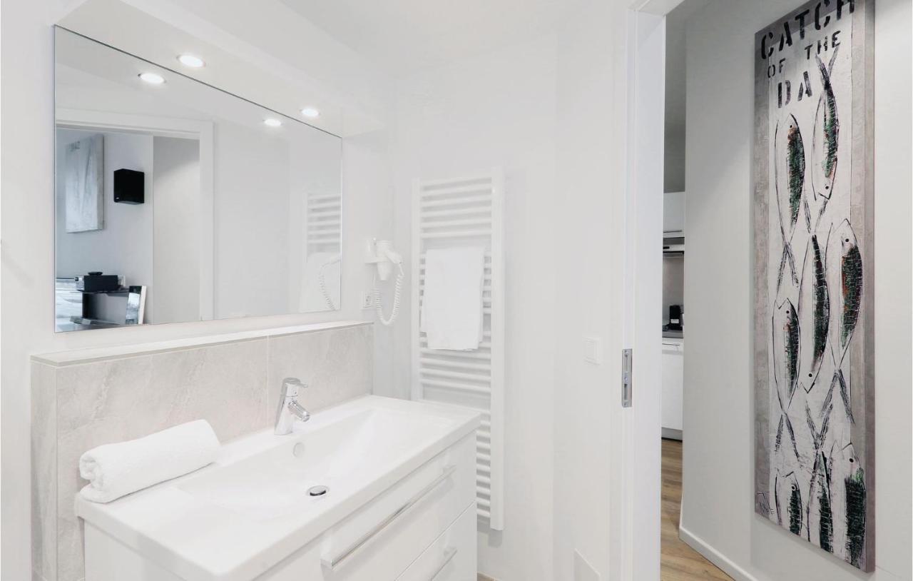 Awesome Apartment In Luebeck Travemuende Esterno foto